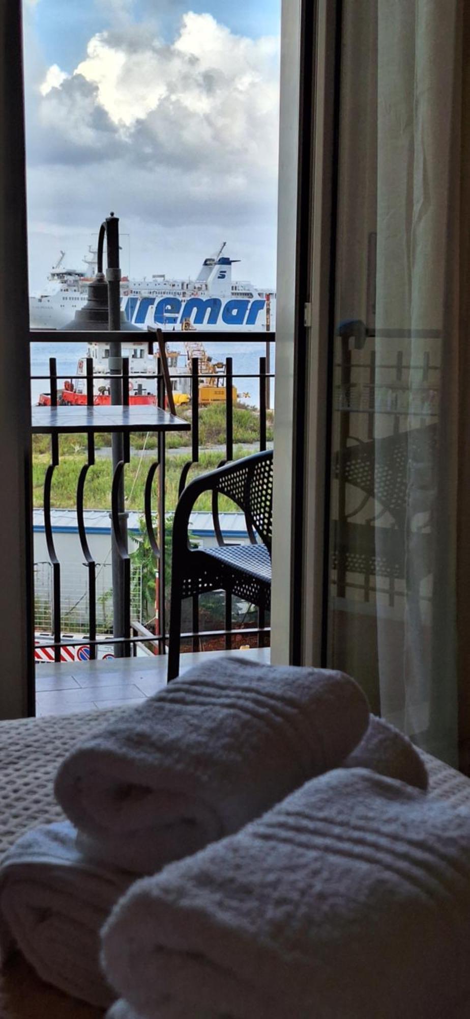 Laranda Rooms Milazzo Zimmer foto